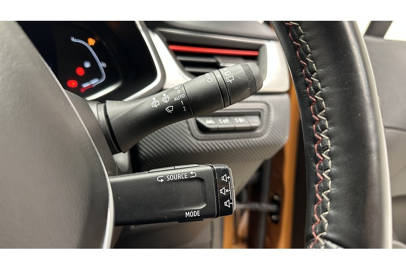 Used Renault Captur 2022 for sale - 76784462: Photo 35