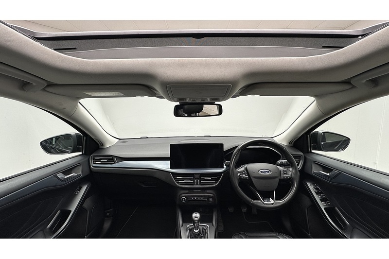 Used Ford Focus 2022 for sale - 76784394: Photo 2