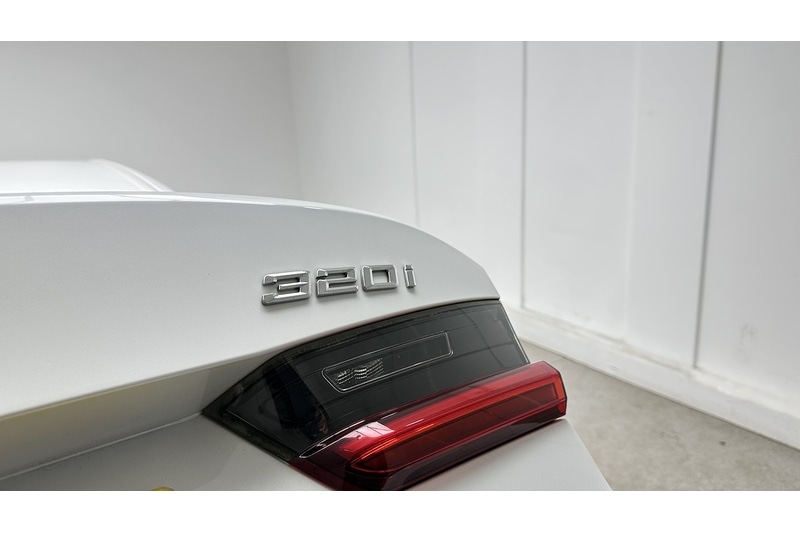 Used BMW 3 Series 2019 for sale - 78107376: Photo 14