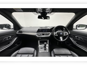 Used BMW 3 Series 2019 for sale - 78107376: Photo