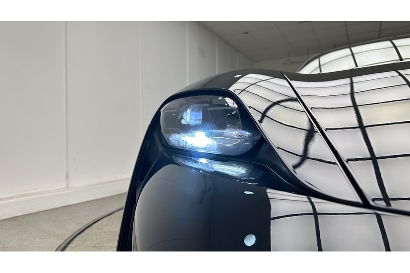 Used Porsche Taycan 2023 for sale - 76982538: Photo 15