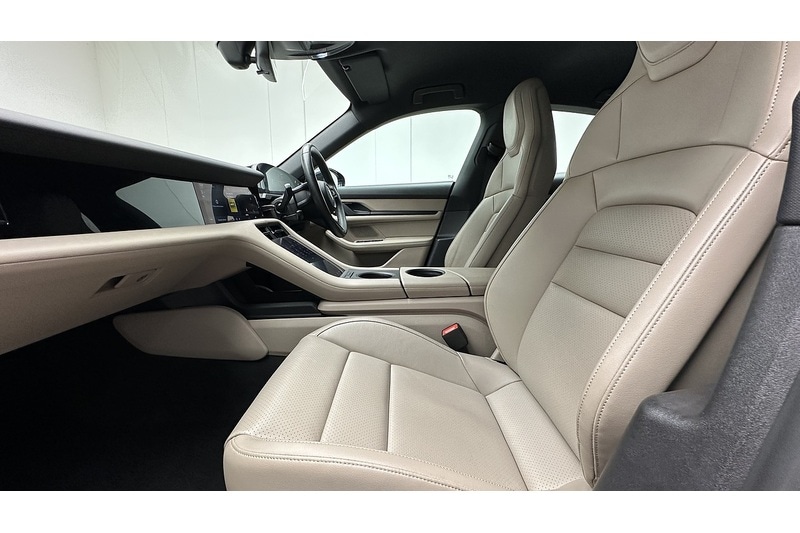 Used Porsche Taycan 2023 for sale - 76982538: Photo 17