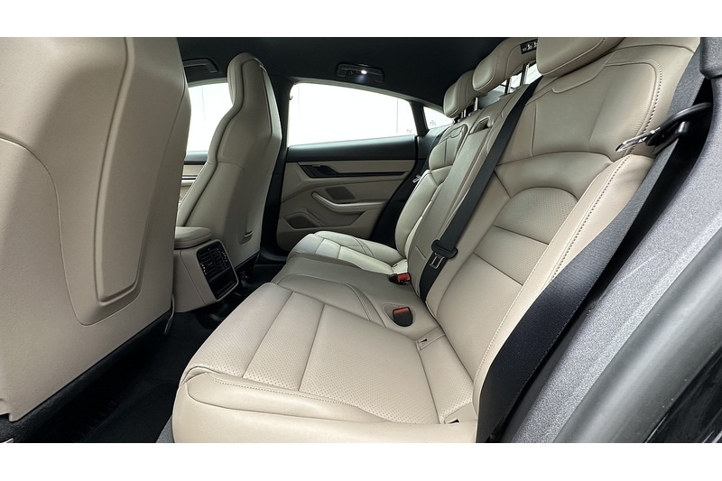 Used Porsche Taycan 2023 for sale - 76982538: Photo 19