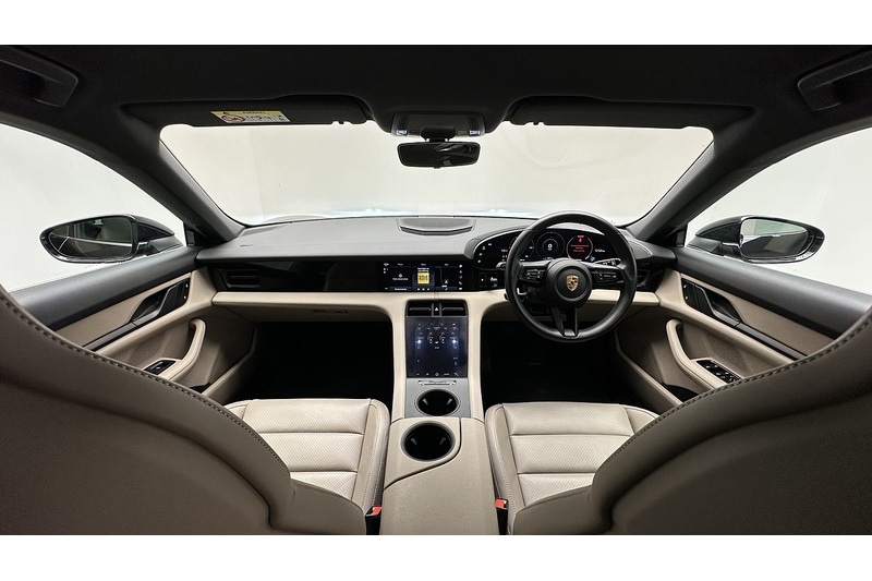 Used Porsche Taycan 2023 for sale - 76982538: Photo 2