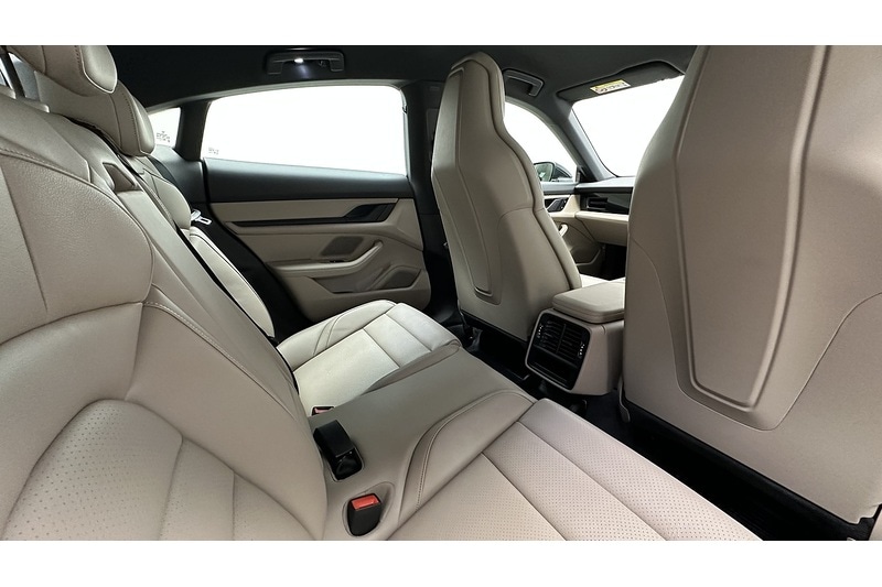 Used Porsche Taycan 2023 for sale - 76982538: Photo 22