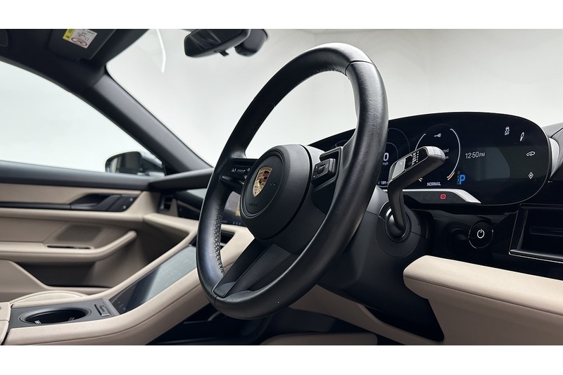 Used Porsche Taycan 2023 for sale - 76982538: Photo 28