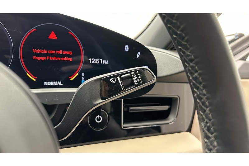 Used Porsche Taycan 2023 for sale - 76982538: Photo 35