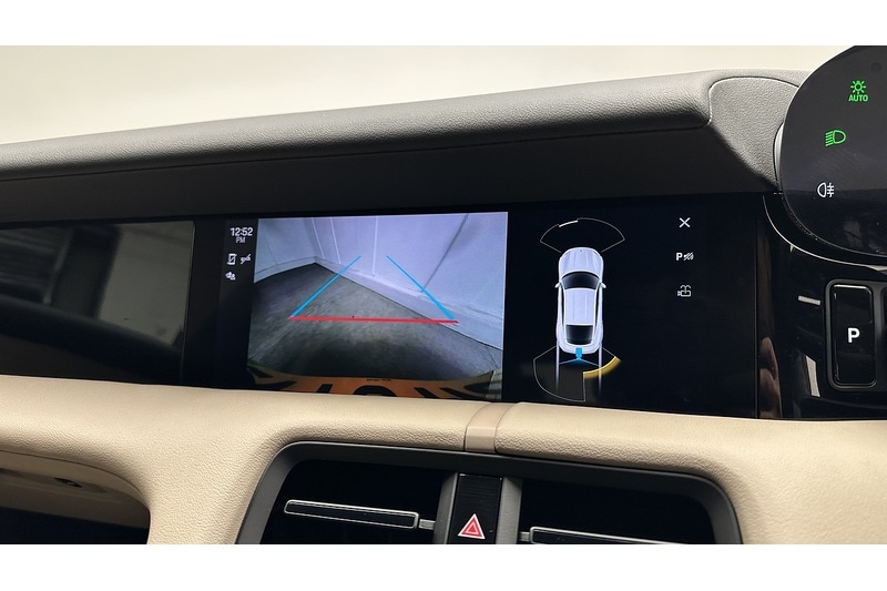 Used Porsche Taycan 2023 for sale - 76982538: Photo 46