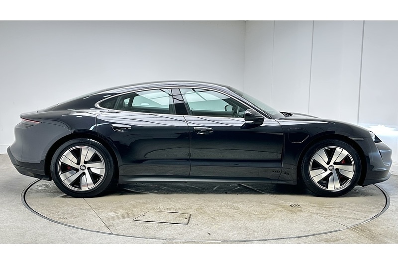 Used Porsche Taycan 2023 for sale - 76982538: Photo 5