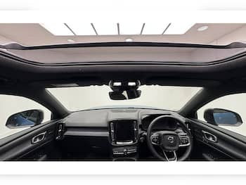 Used Volvo XC40 2023 for sale - 79709760: Photo