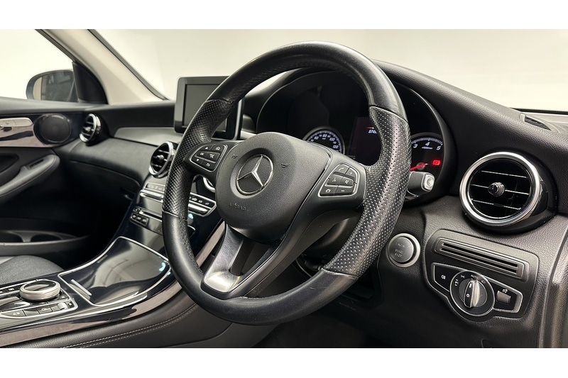 Used Mercedes-Benz GLC 2019 for sale - 78213123: Photo 31