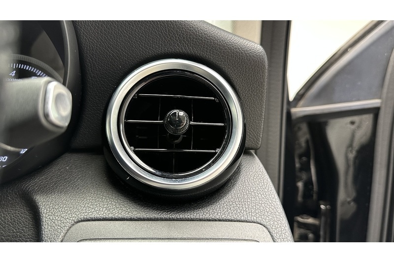 Used Mercedes-Benz GLC 2019 for sale - 78213123: Photo 34