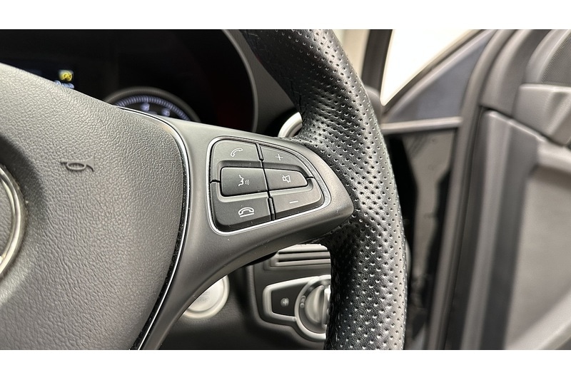 Used Mercedes-Benz GLC 2019 for sale - 78213123: Photo 39