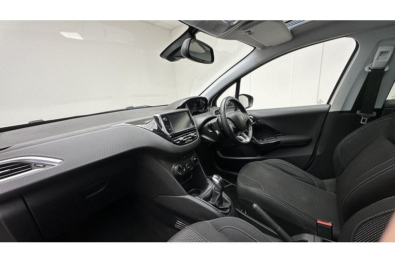 Used Peugeot 208 2016 for sale - 77846481: Photo 18