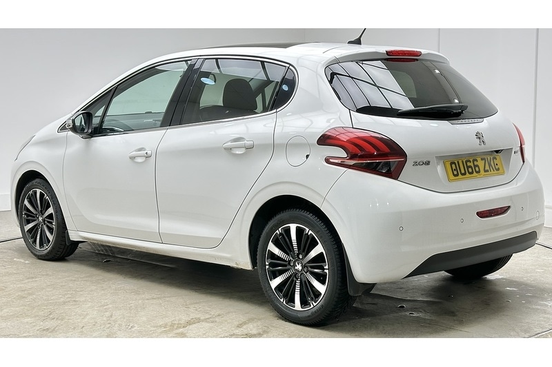 Used Peugeot 208 2016 for sale - 77846481: Photo 6
