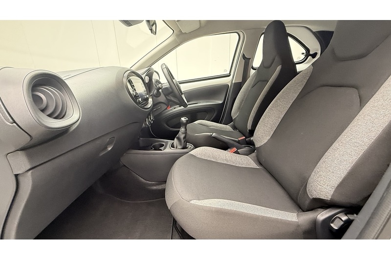 Used Toyota Aygo X 2023 for sale - 77027599: Photo 36