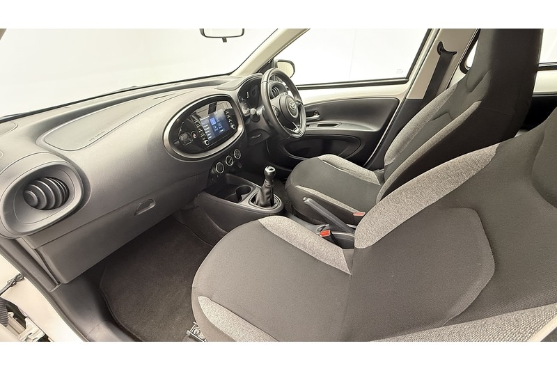 Used Toyota Aygo X 2023 for sale - 77027599: Photo 38