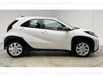 Used Toyota Aygo X 2023 for sale - 77027599: Photo