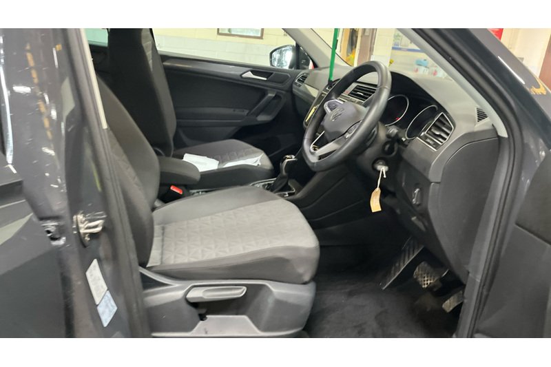 Used Volkswagen Tiguan 2022 for sale - 78045120: Photo 3