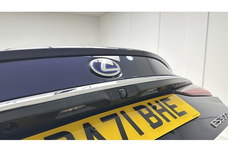 Used Lexus ES 2021 for sale - 76784301: Photo 15