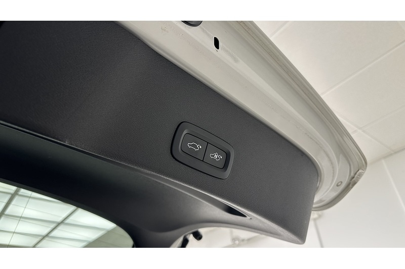 Used Volvo C40 2023 for sale - 76784341: Photo 56