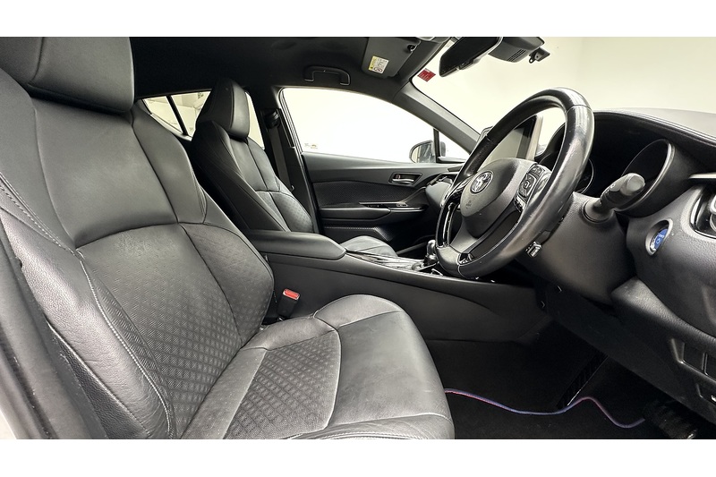 Used Toyota C-HR 2018 for sale - 77159052: Photo 25