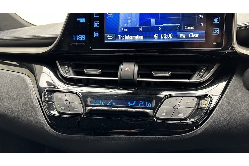 Used Toyota C-HR 2018 for sale - 77159052: Photo 43