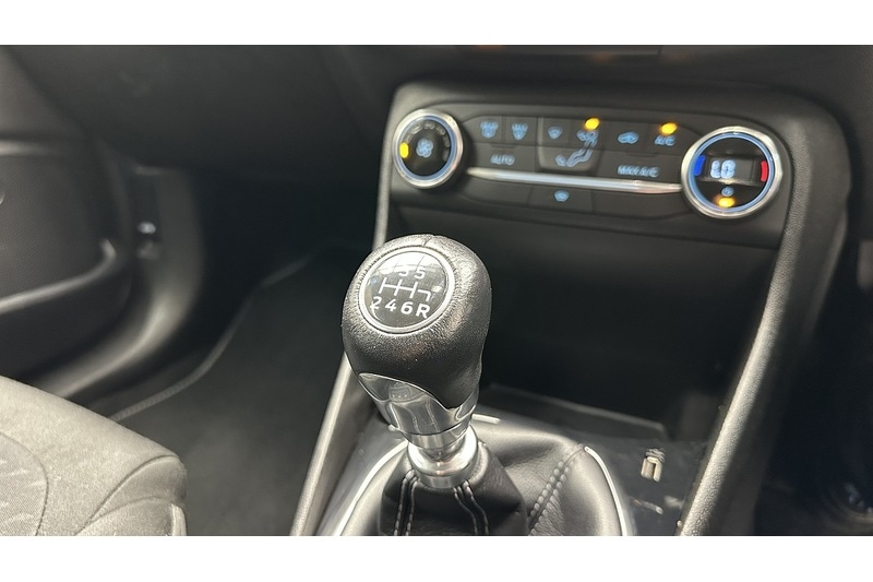 Used Ford Fiesta 2019 for sale - 76784334: Photo 48