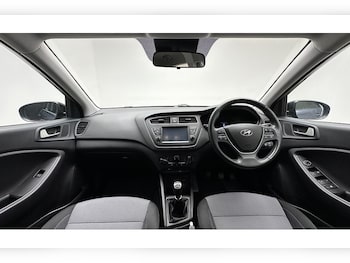 Used Hyundai i20 2019 for sale - 76784296: Photo