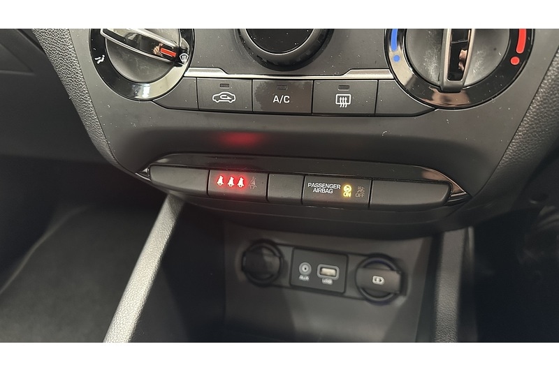 Used Hyundai i20 2019 for sale - 76784296: Photo 43