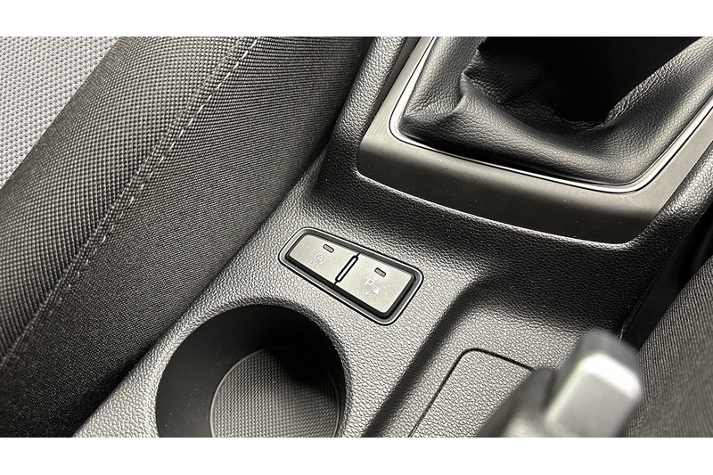 Used Hyundai i20 2019 for sale - 76784296: Photo 44