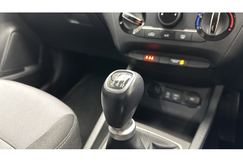 Used Hyundai i20 2019 for sale - 76784296: Photo 45