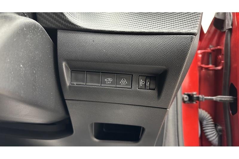 Used Peugeot E-208 2023 for sale - 77776336: Photo 30