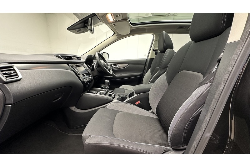 Used Nissan Qashqai 2018 for sale - 76784380: Photo 21