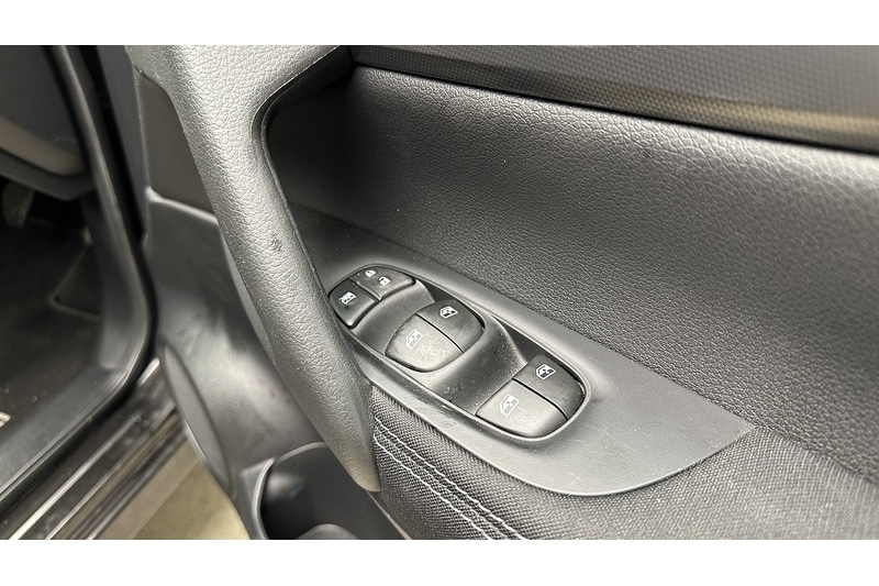 Used Nissan Qashqai 2018 for sale - 76784380: Photo 35