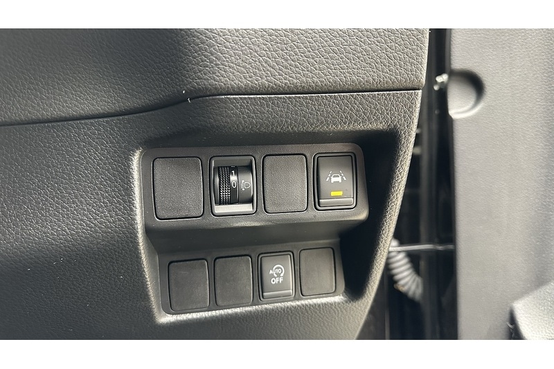 Used Nissan Qashqai 2018 for sale - 76784380: Photo 39