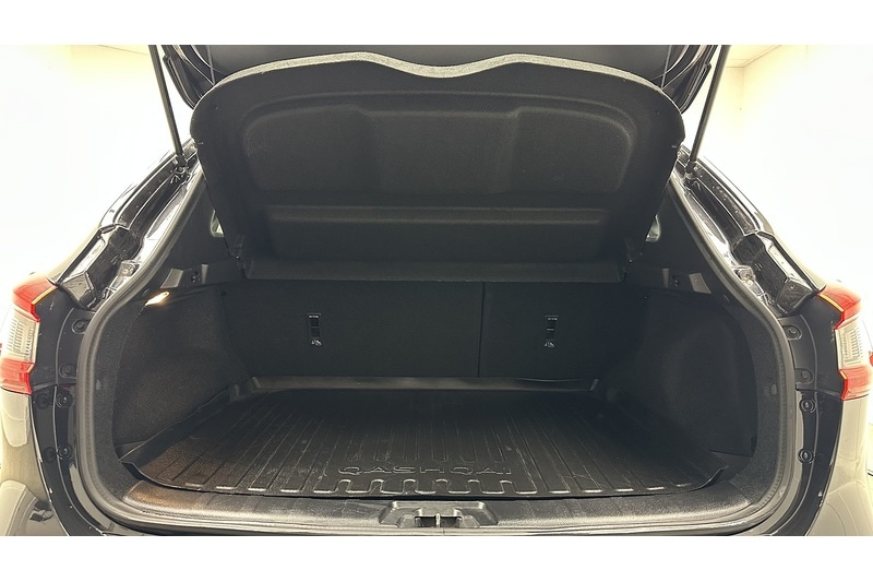 Used Nissan Qashqai 2018 for sale - 76784380: Photo 47