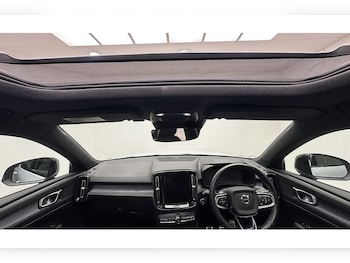 Used Volvo XC40 2021 for sale - 79599419: Photo