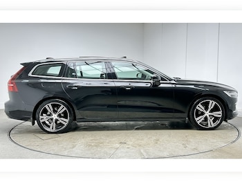 Used Volvo V60 2018 for sale - 79433840: Photo