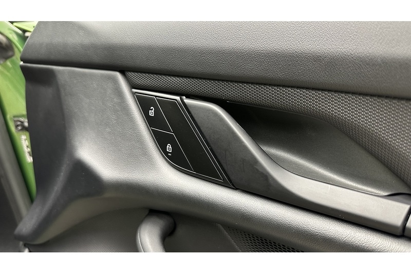 Used Porsche Taycan 2023 for sale - 78031139: Photo 30