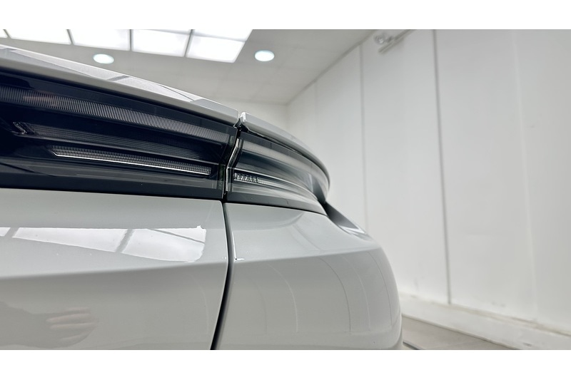 Used Porsche Taycan 2022 for sale - 76784422: Photo 15