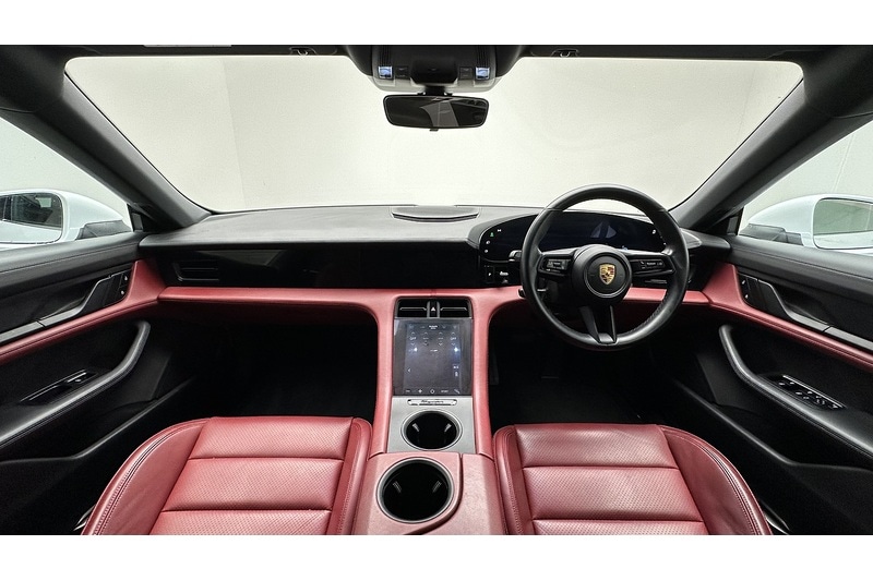 Used Porsche Taycan 2022 for sale - 76784422: Photo 2