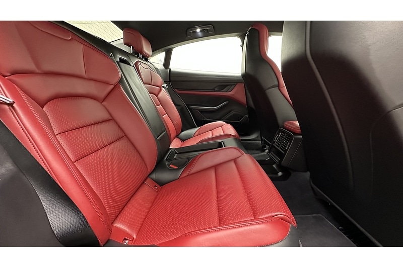 Used Porsche Taycan 2022 for sale - 76784422: Photo 25