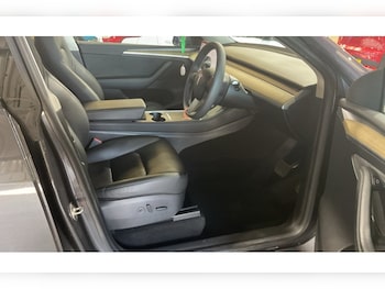 Used Tesla Model Y 2023 for sale - 79254648: Photo