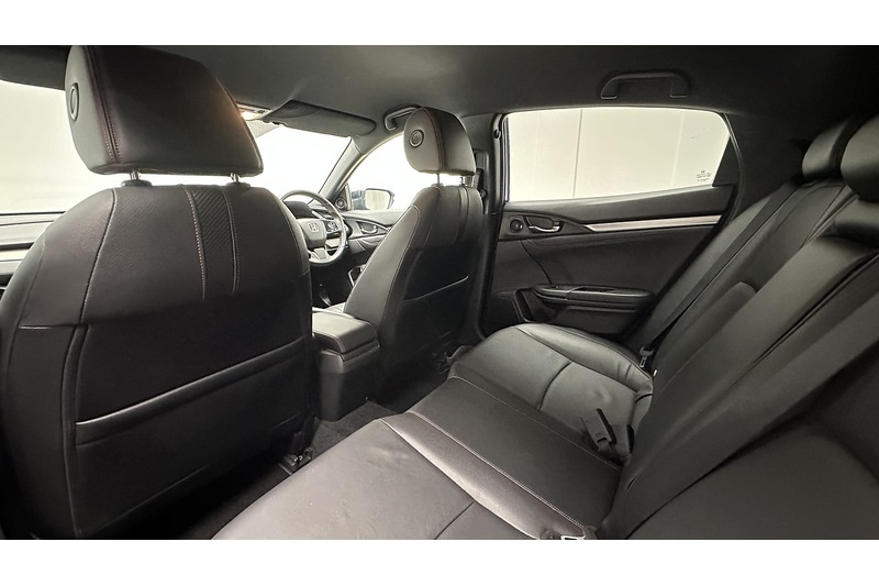 Used Honda Civic 2018 for sale - 78197533: Photo 21