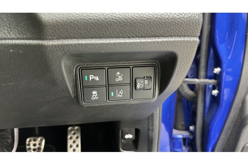 Used Honda Civic 2018 for sale - 78197533: Photo 30