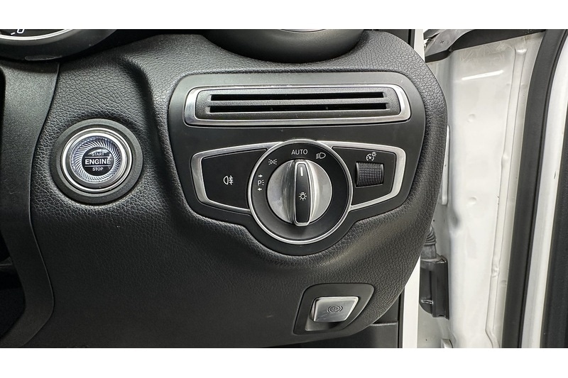 Used Mercedes-Benz C Class 2019 for sale - 77622087: Photo 33