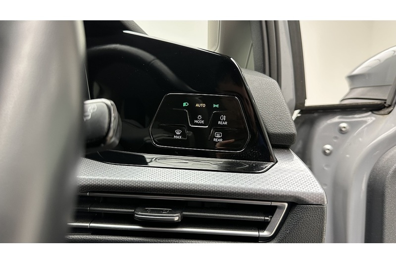 Used Volkswagen Golf 2022 for sale - 77846475: Photo 31