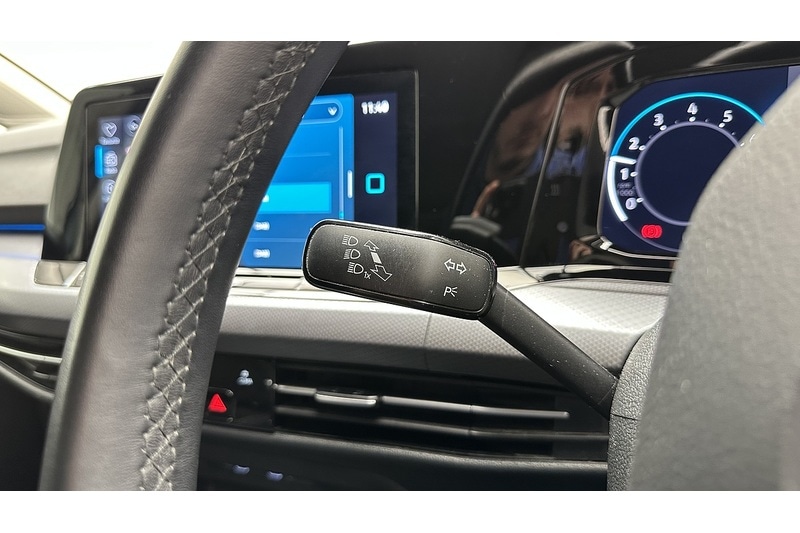 Used Volkswagen Golf 2022 for sale - 77846475: Photo 32