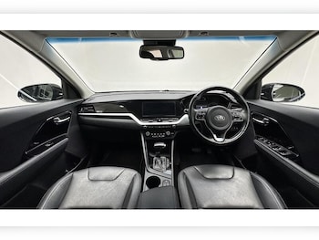 Used Kia Niro 2020 for sale - 76784589: Photo
